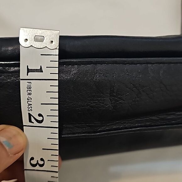 Perlina vintage leather crossbody purse - Picture 9 of 9